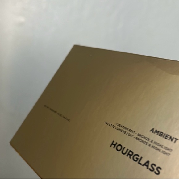HOURGLASS AMBIENT LIGHTING EDIT PALETTE - BRONZE & HIGHLIGHT - Picture 3 of 3